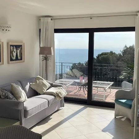 Apartamento In Einer Privaten Mit Meerblickterrasse, Auf Dem Huegel Des Capo Berta *